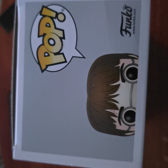 Funko Harry Potter Pop Vinyl Figure with Glasses and Scarf - Picture 5 of 6